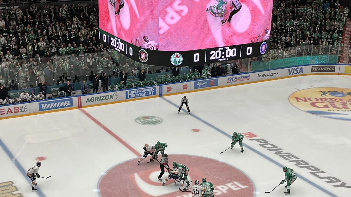 Rögle BK und die Växjö Lakers stehen sich im Halbfinale der SHL gegenüber.